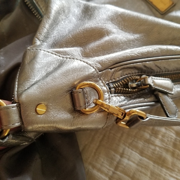 Marc Jacobs Silver Hobo Bag - Picture 3 of 9